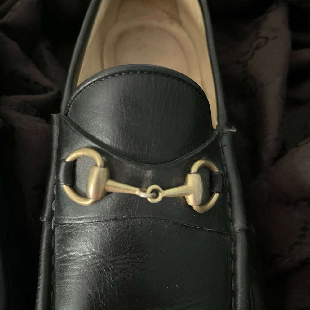 Gucci Black Gold Slip-On Loafers - Picture 3 of 10